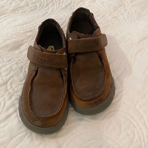 Keen little toddler shoes